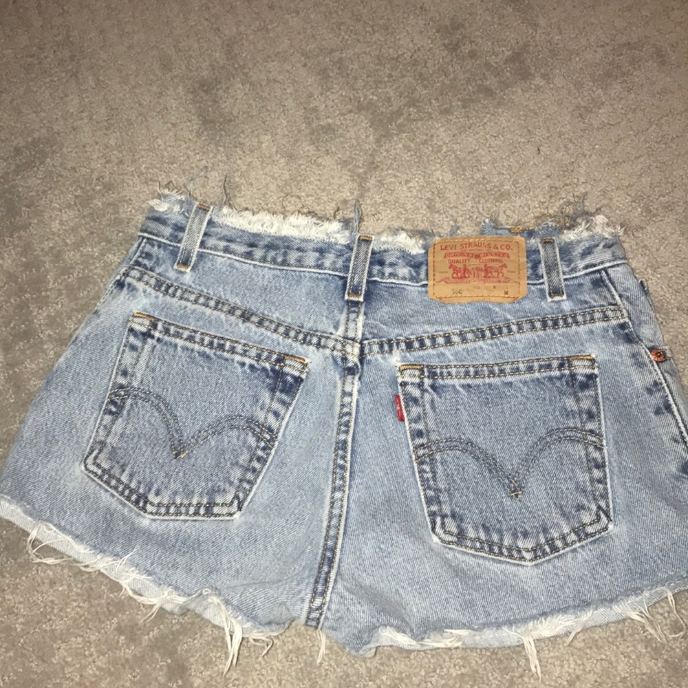 LEVIS Jean shorts size 25